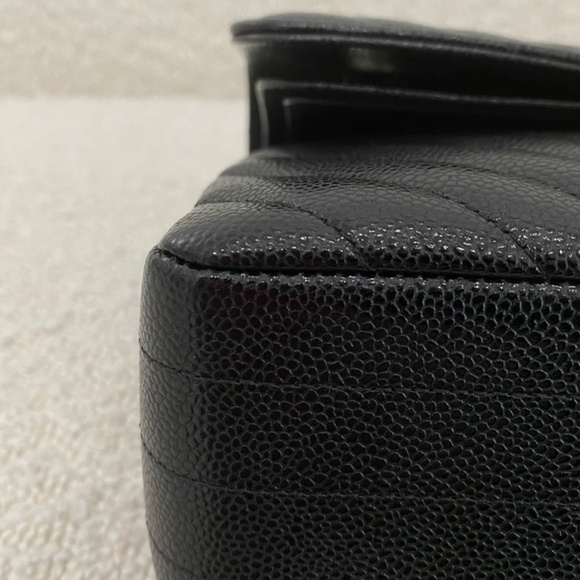 Authentic Chanel Small Classic Flap Chevron Black Caviar GHW - Picture 12 of 16